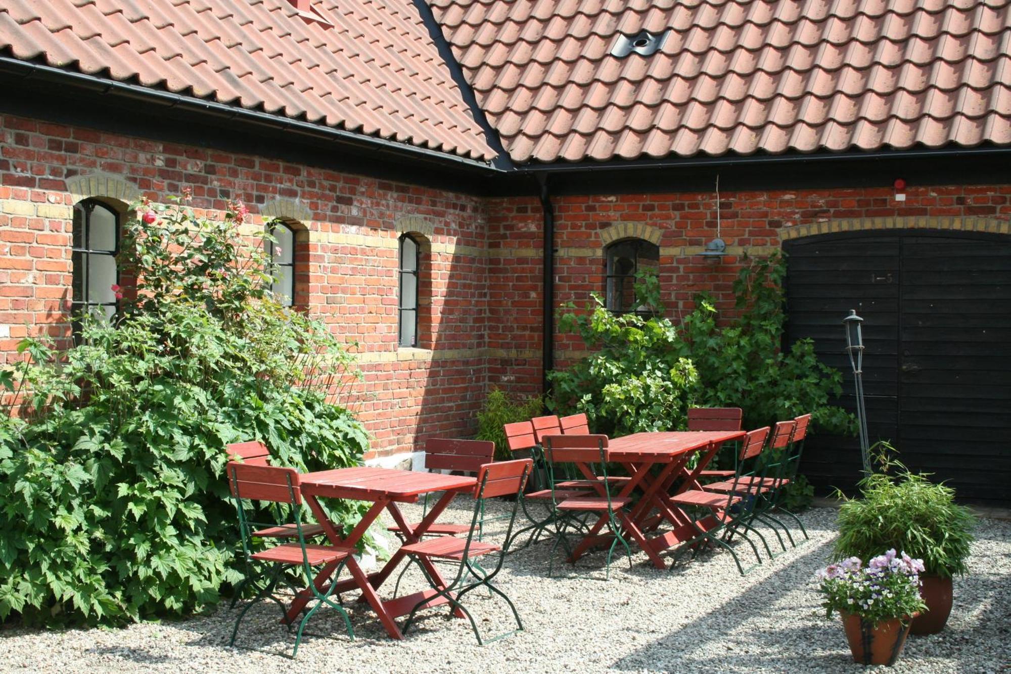 Blasingsborgs Gardshotell Pa Oesterlen Kivik Kültér fotó