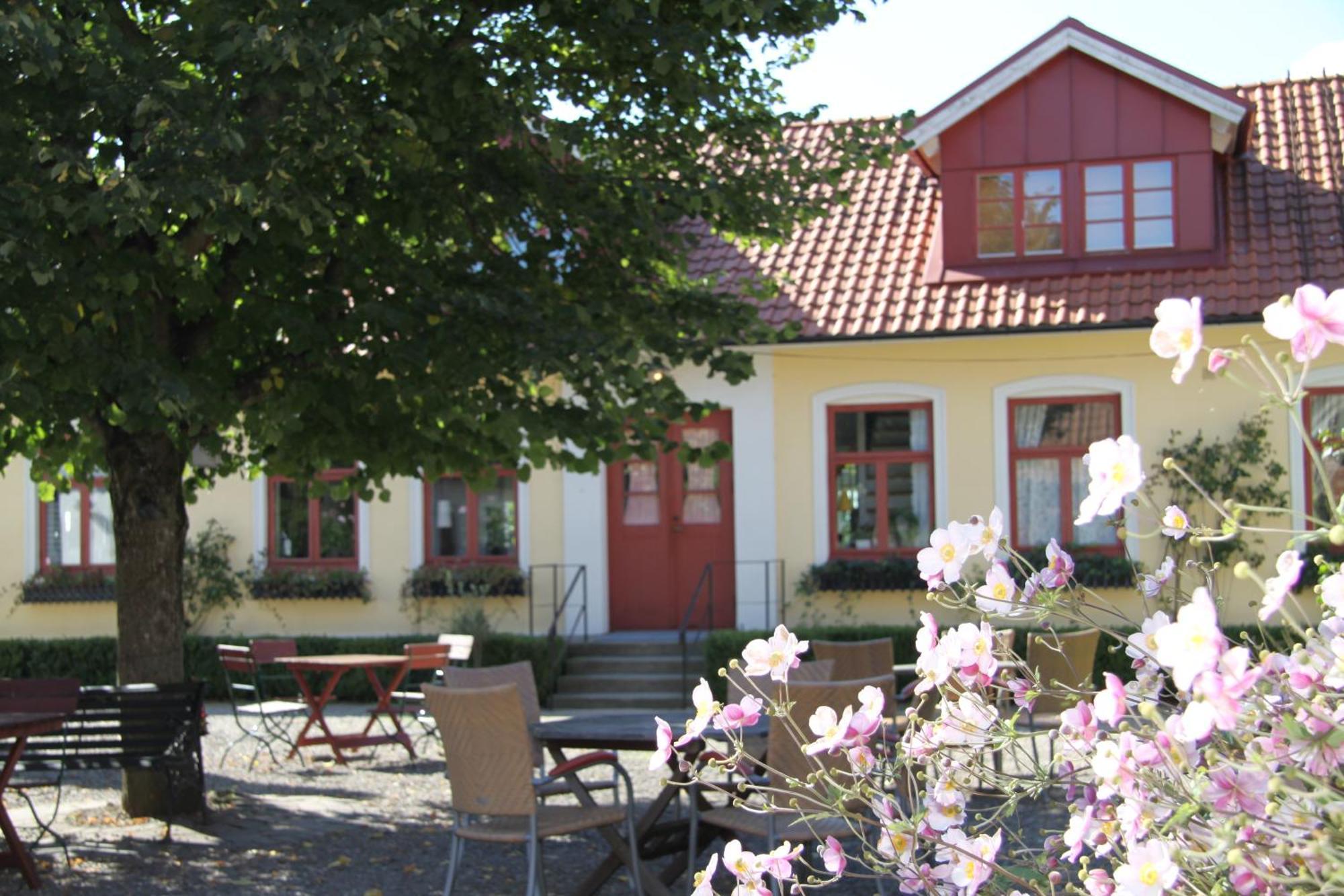 Blasingsborgs Gardshotell Pa Oesterlen Kivik Kültér fotó