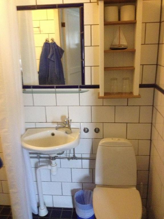 Blasingsborgs Gardshotell Pa Oesterlen Kivik Szoba fotó