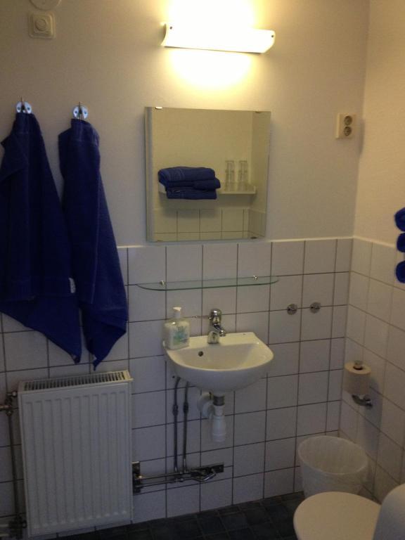Blasingsborgs Gardshotell Pa Oesterlen Kivik Szoba fotó